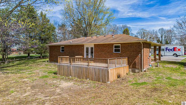 316 Loretta Dr, Ledbetter, KY 42058