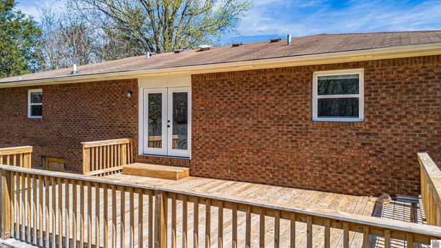 316 Loretta Dr, Ledbetter, KY 42058