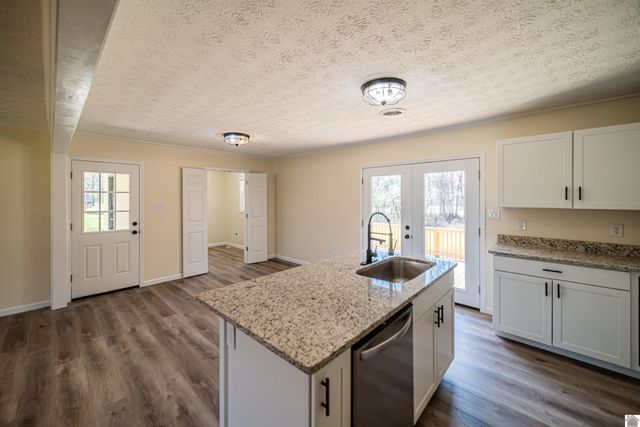 316 Loretta Dr, Ledbetter, KY 42058