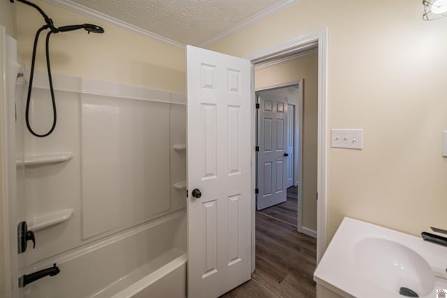 316 Loretta Dr, Ledbetter, KY 42058