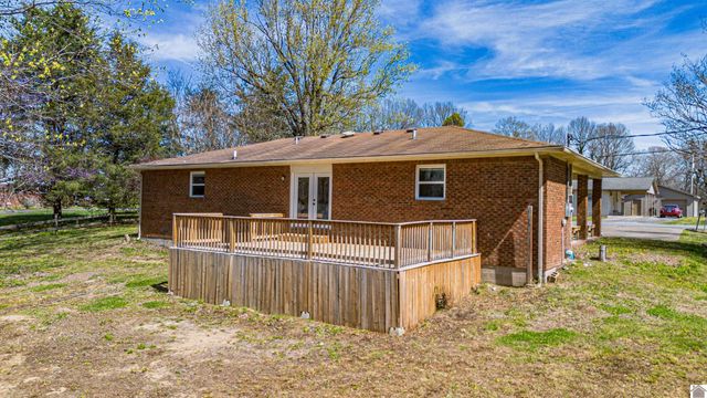 316 Loretta Dr, Ledbetter, KY 42058