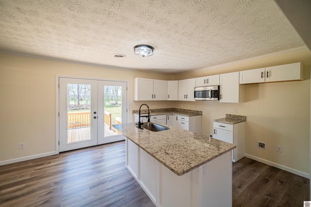 316 Loretta Dr, Ledbetter, KY 42058