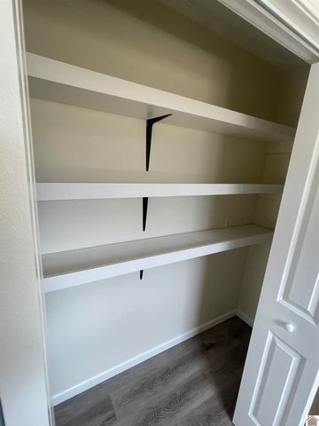 316 Loretta Dr, Ledbetter, KY 42058