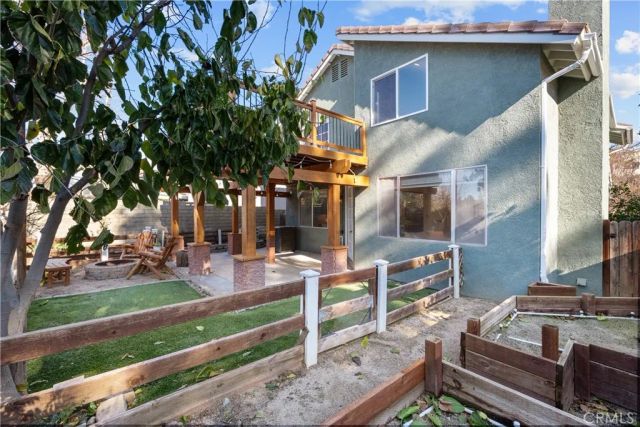 22732 Pear Court, Saugus, CA 91390