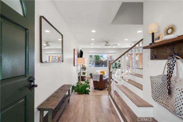 22732 Pear Court, Saugus, CA 91390