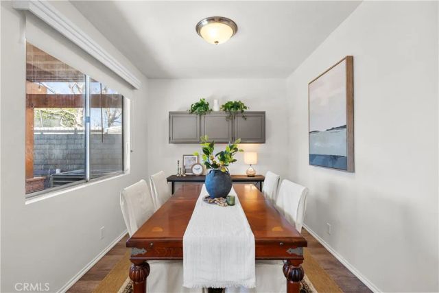 22732 Pear Court, Saugus, CA 91390