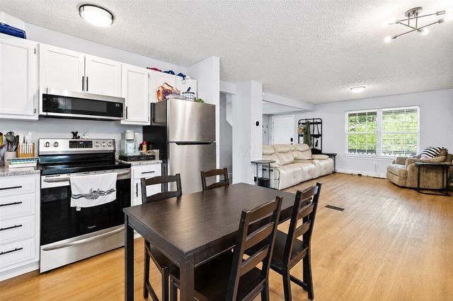 2831 Augustus Street, Grove City, OH 43123