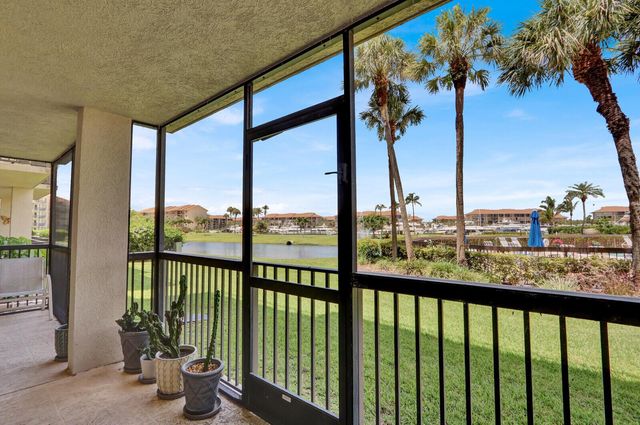701 SEAFARER Circle 105, Jupiter, FL 33477