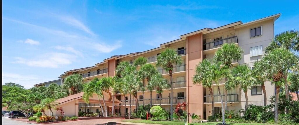 701 SEAFARER Circle 105, Jupiter, FL 33477