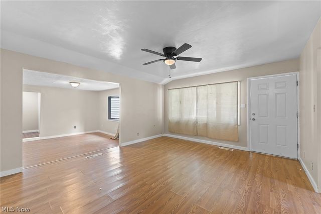 17632 Laurel Avenue, Lake Milton, OH 44429