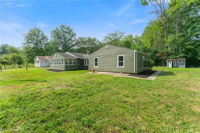 17632 Laurel Avenue, Lake Milton, OH 44429