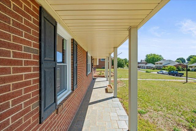 3402 Crittendon AVE NW, Roanoke, VA 24012