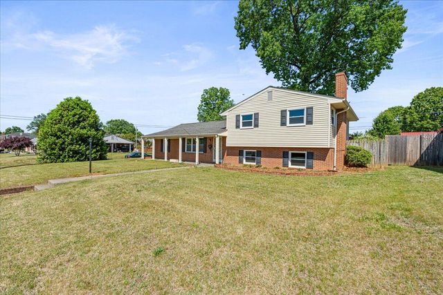 3402 Crittendon AVE NW, Roanoke, VA 24012