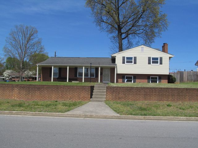 3402 Crittendon AVE, Roanoke, VA 24012