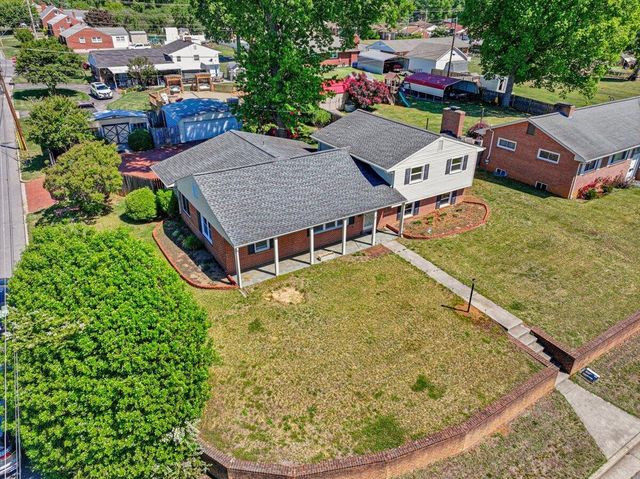 3402 Crittendon AVE NW, Roanoke, VA 24012
