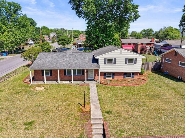 3402 Crittendon AVE NW, Roanoke, VA 24012