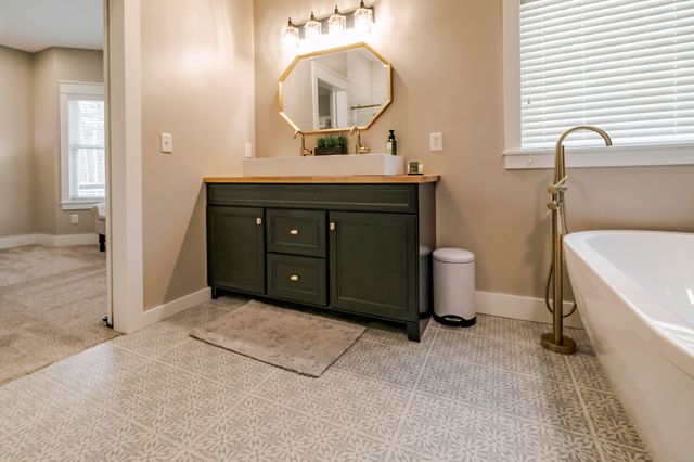 6691 E Point Drive, Fruitport, MI 49415