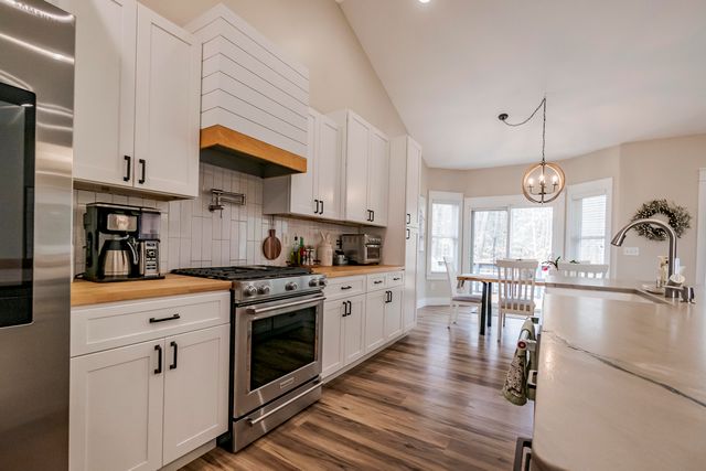 6691 E Point Drive, Fruitport, MI 49415