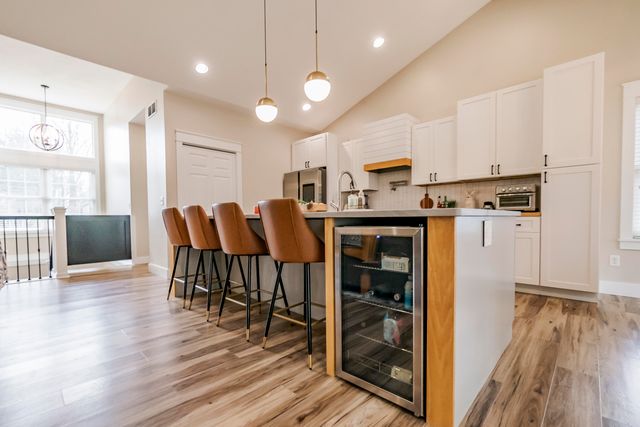 6691 E Point Drive, Fruitport, MI 49415