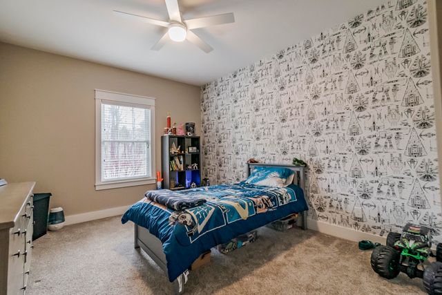 6691 E Point Drive, Fruitport, MI 49415