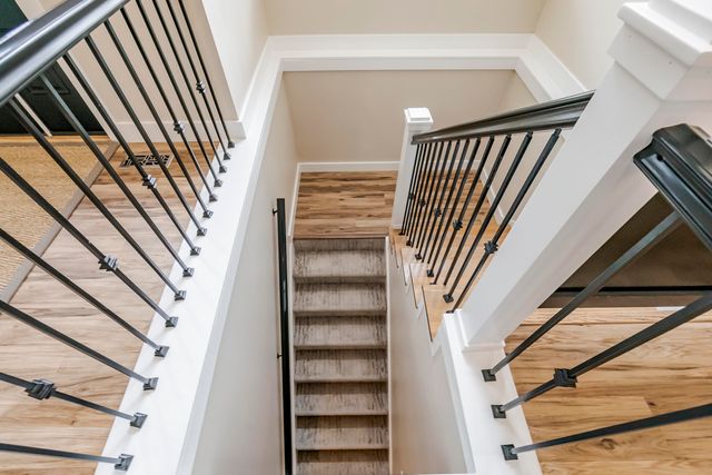 6691 E Point Drive, Fruitport, MI 49415