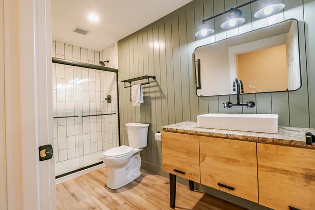 6691 E Point Drive, Fruitport, MI 49415