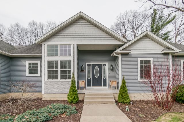 6691 E Point Drive, Fruitport, MI 49415