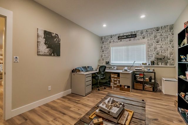 6691 E Point Drive, Fruitport, MI 49415