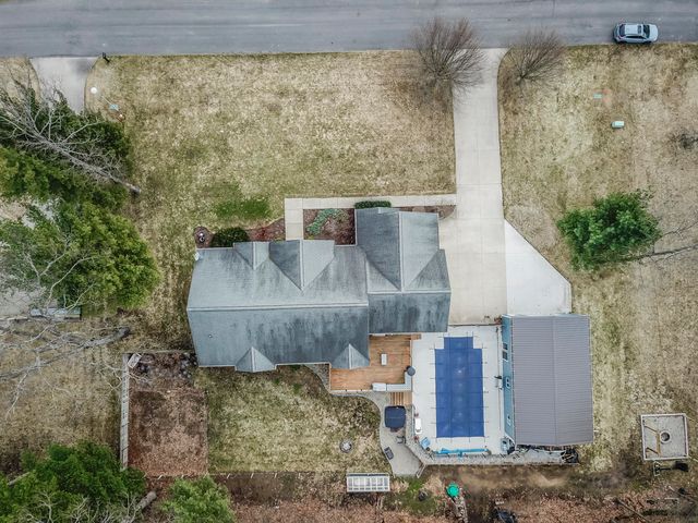 6691 E Point Drive, Fruitport, MI 49415