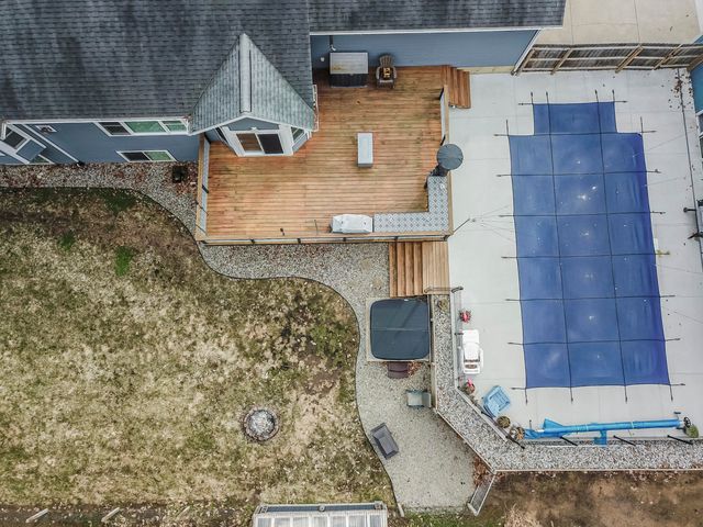 6691 E Point Drive, Fruitport, MI 49415