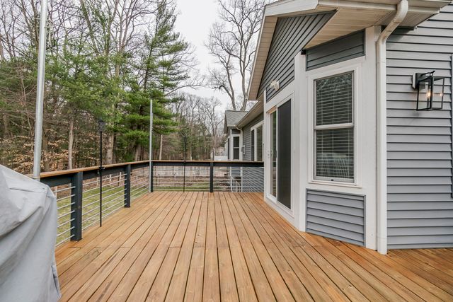 6691 E Point Drive, Fruitport, MI 49415