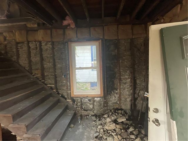 2746 Brooklyn Avenue, Kansas City, MO 64109