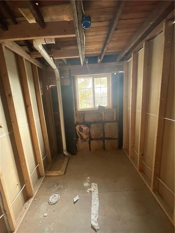 2746 Brooklyn Avenue, Kansas City, MO 64109