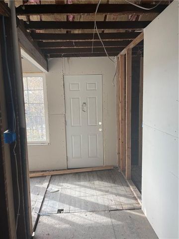 2746 Brooklyn Avenue, Kansas City, MO 64109