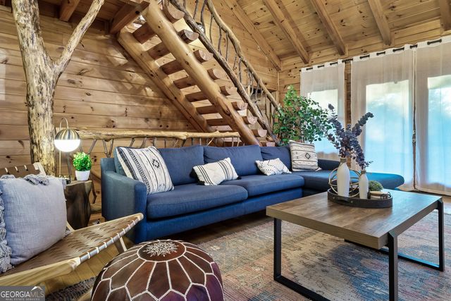 239 Ernest Alta Circle, Blue Ridge, GA 30513