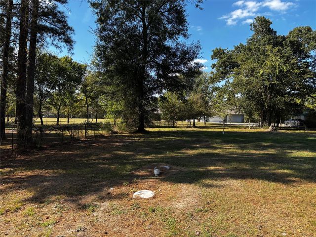 40 Pine Avenue, Huntsville, TX 77340