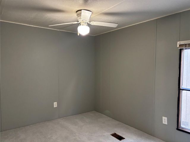 40 Pine Avenue, Huntsville, TX 77340