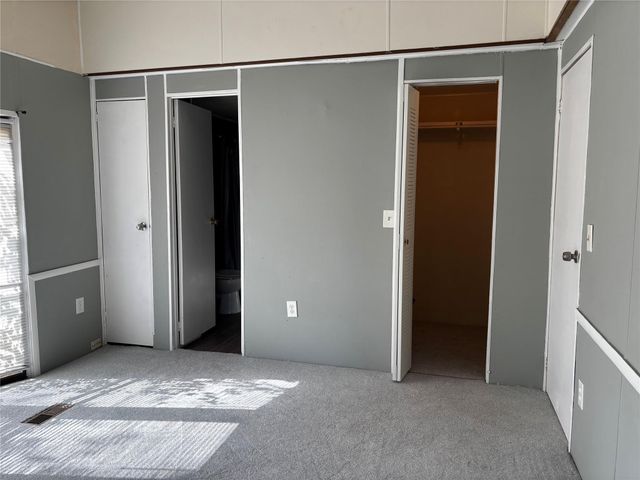 40 Pine Avenue, Huntsville, TX 77340