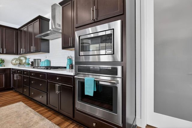 1648 Locksley Dr, Lathrop, CA 95330