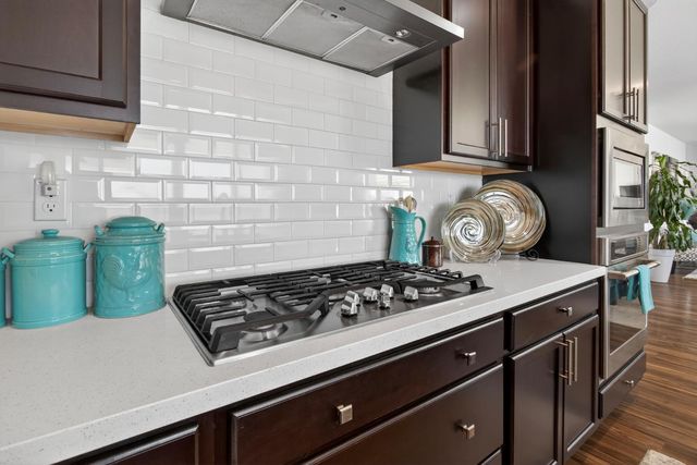 1648 Locksley Dr, Lathrop, CA 95330