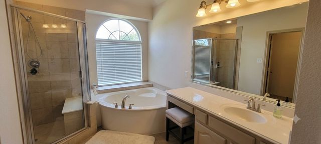 13733 Alterna Drive, Fort Worth, TX 76052