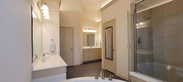 13733 Alterna Drive, Fort Worth, TX 76052