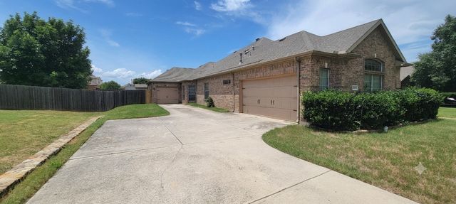 13733 Alterna Drive, Fort Worth, TX 76052