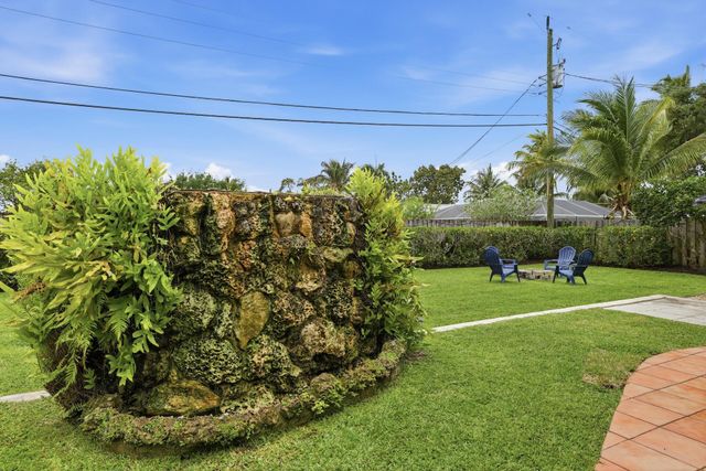 1165 SW 12th Road, Boca Raton, FL 33486