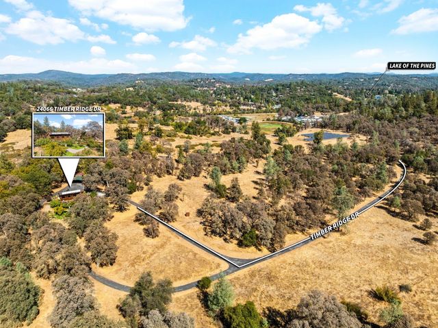 24066 Timber Ridge Dr, Auburn, CA 95602