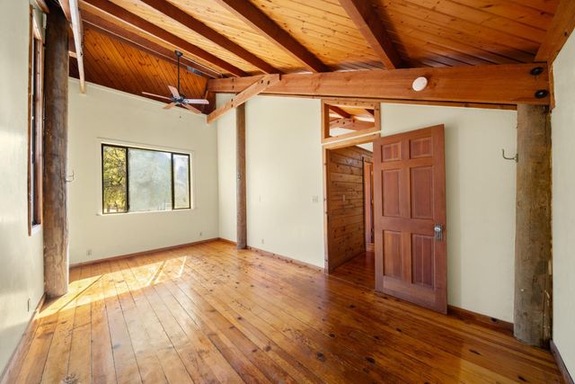 24066 Timber Ridge Dr, Auburn, CA 95602