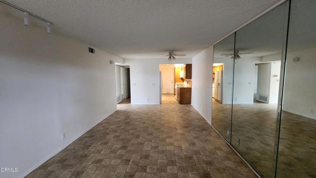 29 Mission Plaza Drive, Ventura, CA 93001