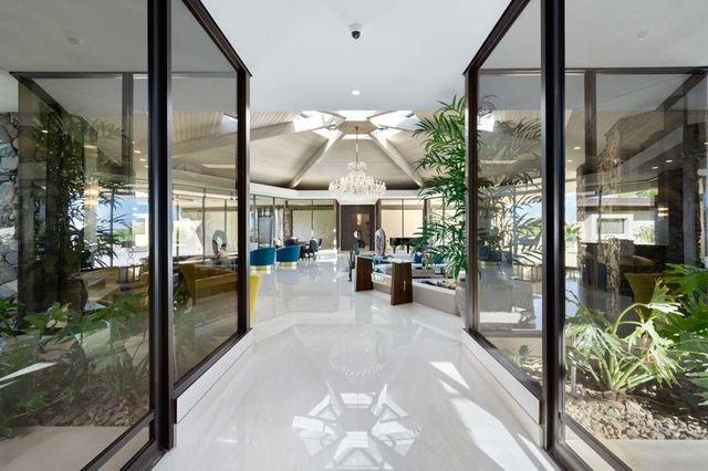 911 Juarez Avenue, Palm Springs, CA 92262