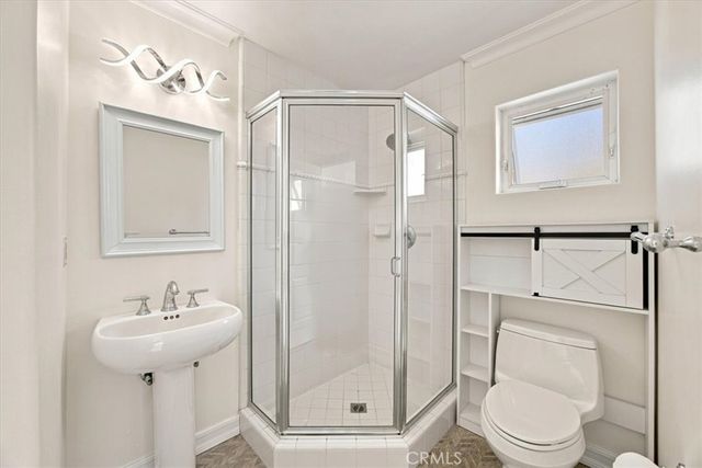 137 Lyndon Street, Hermosa Beach, CA 90254