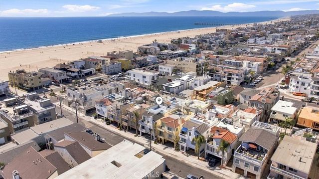 137 Lyndon Street, Hermosa Beach, CA 90254